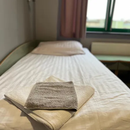 Akademia Tenisa Prawobrzeze * Estetino