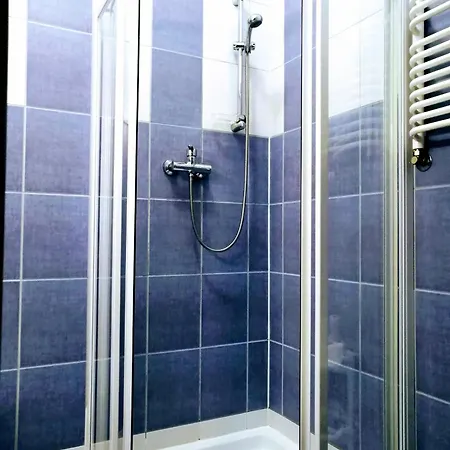 Albergue Akademia Tenisa Prawobrzeze *